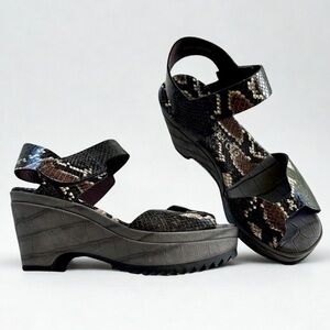 Pedro Garcia Python Pietra Wedge Sandal